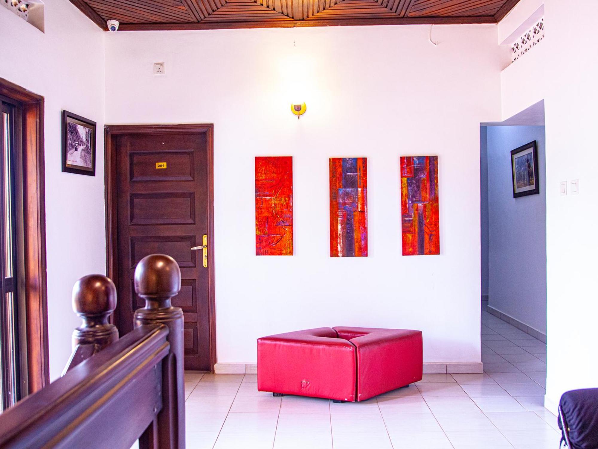 Explorers Hub Kampala Dış mekan fotoğraf