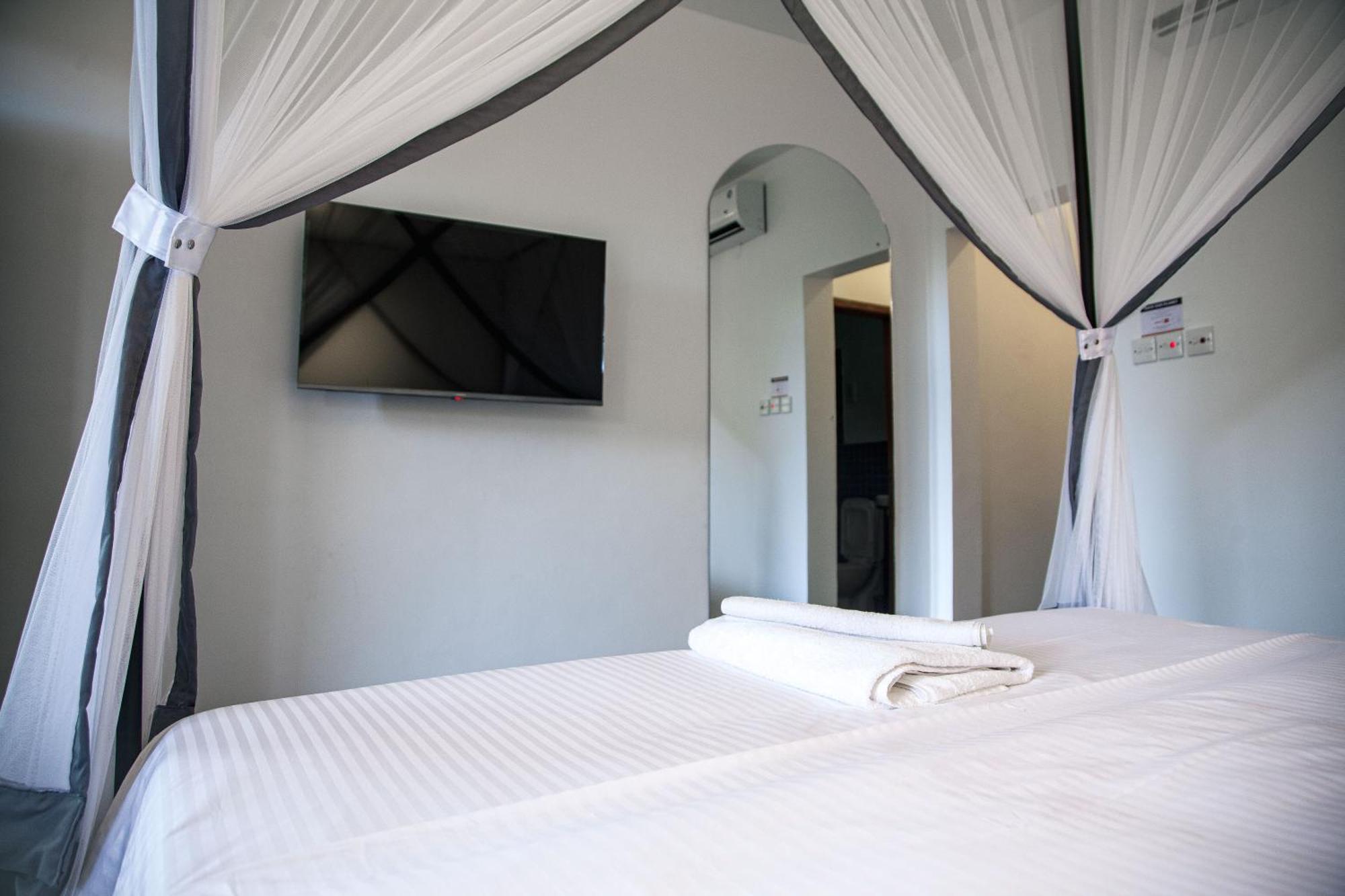 Explorers Hub Kampala Dış mekan fotoğraf