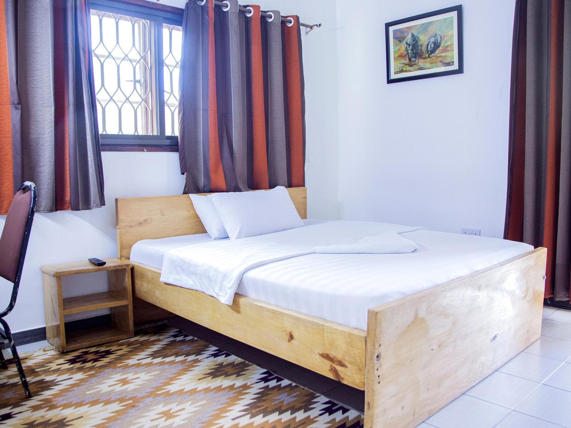Explorers Hub Kampala Dış mekan fotoğraf