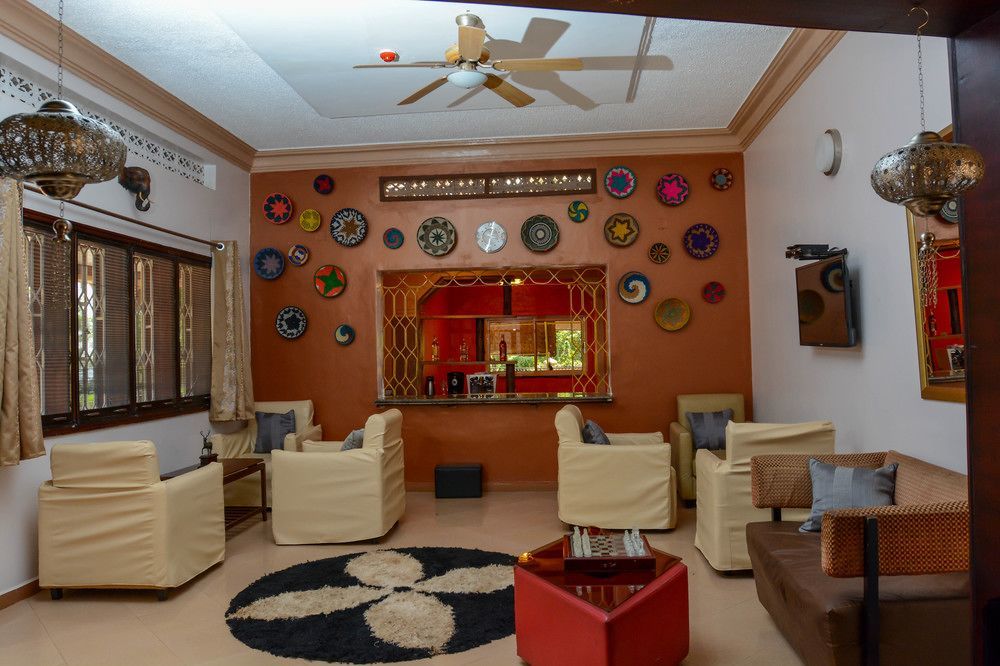 Explorers Hub Kampala Dış mekan fotoğraf