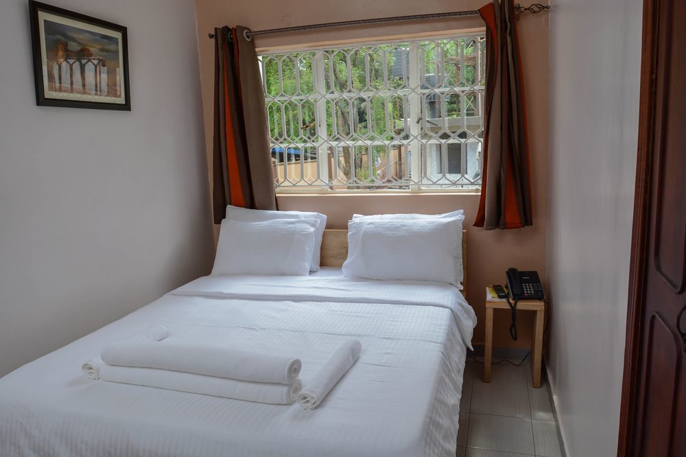 Explorers Hub Kampala Dış mekan fotoğraf